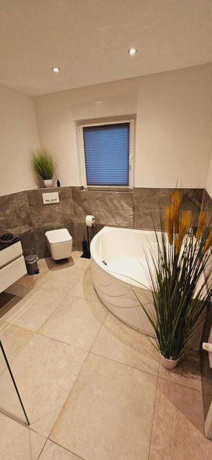 Exkl. Romantisches Sm Apartment Secret Desire Gifhorn Eksteriør bilde